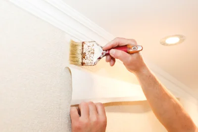 Pose de papier peint au Tilleul-Lambert — revêtements muraux et toiles de verre